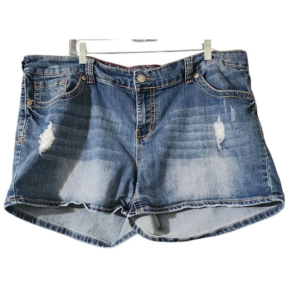 Womens Curvy Denim Shorts Size 20 By Reign With Distressed Look & Back Pocket St - Picture 1 of 6